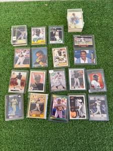 lot 184 image: Barry Bonds Cards