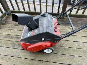 lot 200 image: MTD Yard Machines 4.521 2 Cycle Snowblower