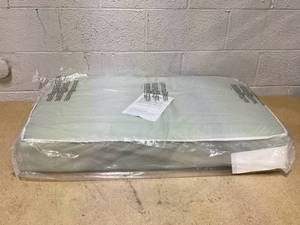 lot 415 image: DaVinci Bay Mattress 24 in x 38 in