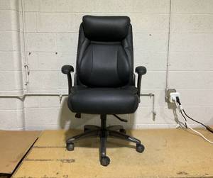 lot 106 image: La-Z-Boy Air Lumbar Manager Office Chair