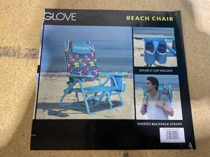 lot 107 image: Body Glove 5-Position Beach Chair Color Palms Away