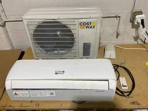lot 83 image: COSTWAY Split Type Room Air Conditioner 208-230V