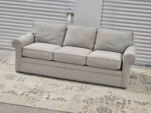lot 3 image: Dayton 3 Cushion Lay-Z-Boy Sofa