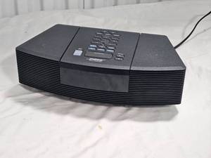lot 51 image: Bose Model AWRC-1G Radio