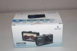 lot 42 image: Minolta MNCD36 Dash Cam with FHD Recording and 3.0 Inch LCD Monitor