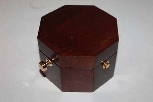 lot 58 image: Howard Miller Maritime-Inspired Table Clock in Wood Case