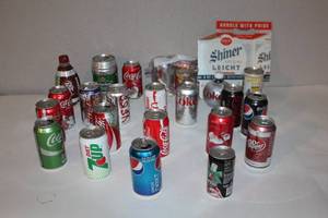 lot 64 image: Collection of 22 Vintage Soda and Beer Cans including Coca-Cola, Pepsi, Dr Pepper, Shiner