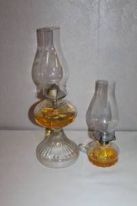 lot 88 image: Pair of Vintage Glass Oil Lamps with Chimneys