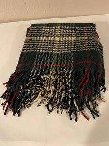 lot 98 image: Plaid Fringe Wool Throw Blanket