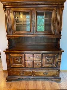 lot 109 image: Vintage Wood Hutch with Glass Display and Storage Drawers