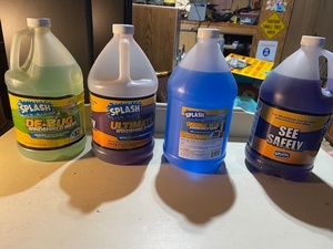 lot 133 image: Set of 4 Splash Windshield Washer Fluids Assorted Types, 1-Gallon Each