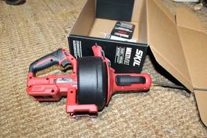 lot 160 image: Skil Multivolt Power Snake Drain Cleaner 20V Kit