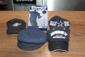 lot 189 image: Mens Waterproof Rain Jacket (Large, Navy) with 4 Cap Collection