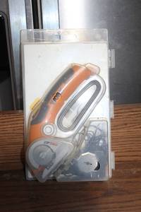 lot 202 image: Worx ZipSnip WX081L Cordless Electric Cutter in Carry Case