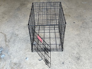 lot 46 image: MidWest Life Stages Folding Metal Dog Crate 24x18x21 Inches