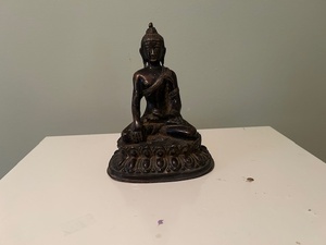 lot 123 image: Vintage Bronze Buddha Statue