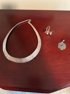 lot 128 image: Jewelry Set Including Silver-Tone Necklace, Bee Ring, and Gemstone Pendant