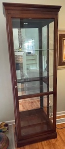 lot 130 image: Tall Wood and Glass Curio Cabinet with Lighting