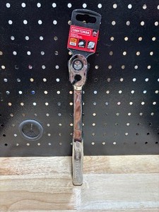 lot 7 image: Craftsman 12 rive 72 Tooth Mini Head Ratchet