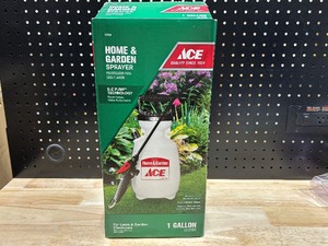 lot 10 image: 1 Gallon Home & Garden Sprayer