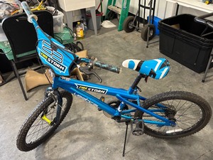lot 20 image: Childs Fire Storm Bicycle