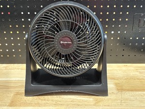 lot 48 image: 8 inch Comfort Zone 3 Speed Fan