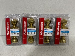lot 73 image: Bath and Bedroom Door Knobs
