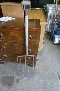 lot 21 image: Antique Hay Fork
