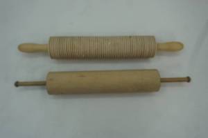lot 57 image: VintageAntique Rolling Pins (2ct)