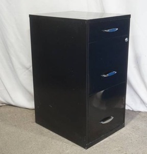 lot 5 image: 3-Drawer Black Metal File Cabinet