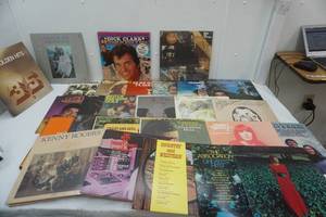 lot 111 image: Vintage Vinyl Records