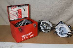 lot 34 image: Lot of 3 Circular Saws - Milwaukee with Case and 2 Craftsman Saws