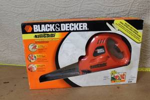lot 57 image: Black & Decker Navigator Powered HandsawJigsaw with Accessories