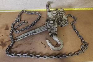 lot A-61 image: Yale 3 Ton Pull-Lift Manual Chain Hoist