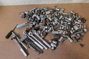 lot 75 image: Large Assortment of Sockets and Ratchets Hand Tools