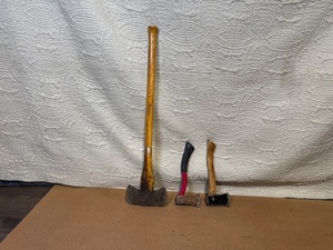 lot 186 image: Lot of 3 Used Hand Axes and Hatchets with Wood Handles