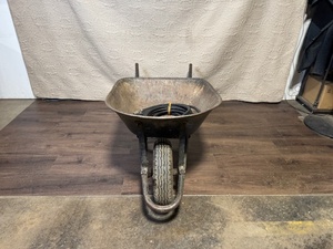 lot 192 image: Steel Wheelbarrow with Pneumatic Tire and Air Hose