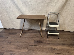 lot 199 image: Vintage Folding Card Table and Step Stool Set