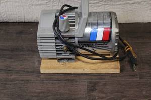 lot A-315 image: Campbell Hausfeld PowerPal Air Compressor with General Electric Motor