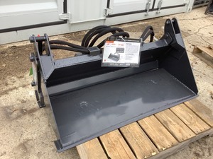 lot 5511 image: Wolverine Mini Combination Bucket (MCB-11-48W)