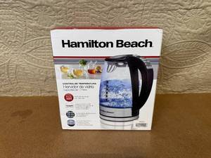 lot 15 image: Hamilton Beach Temperature-Control Glass Kettle 1.7L