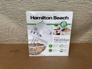 lot 36 image: Hamilton Beach 6 Speed Hand Mixer with Snap-On Case