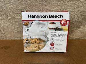 lot 40 image: Hamilton Beach 6-Speed Hand Mixer with Snap-On Case