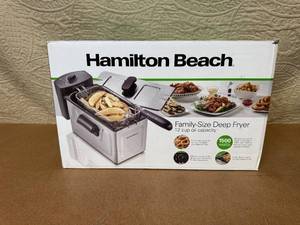 lot 54 image: Hamilton Beach Family-Size Deep Fryer 12 Cup 1500W