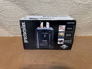 lot 76 image: Proctor Silex 2-Slice Toaster Black Model 22624G
