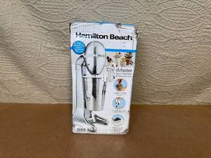 lot 83 image: Hamilton Beach DrinkMaster Classic Drink Mixer in Box