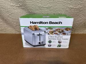 lot 84 image: Hamilton Beach 2 Slice Brushed Stainless Steel Toaster