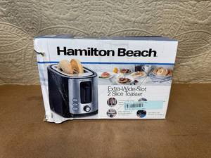 lot 96 image: Hamilton Beach Extra-Wide Slot 2 Slice Toaster.