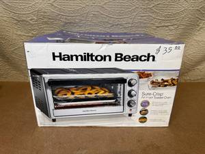 lot 107 image: Hamilton Beach Sure-Crisp Air Fryer Toaster Oven in Box