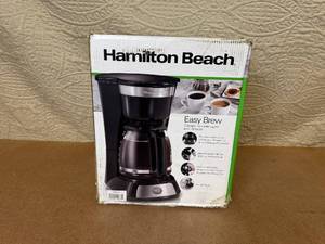 lot 120 image: Hamilton Beach Easy Brew 12-Cup Coffee Maker in Box